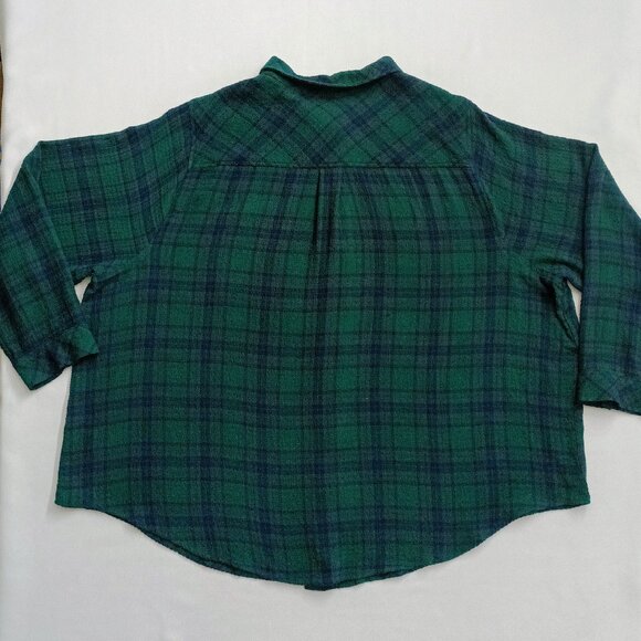 TORRID Women's Lizzie Crinkle Flannel Gauze Button-Up Top. Plus Size 4 - Picture 5 of 7
